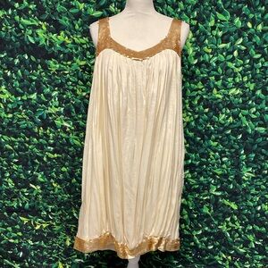 Old Navy Gold Sequin Detailed Dress Size XL